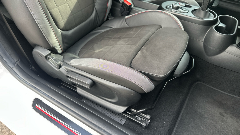 MINI Hatchback 2.0 John Cooper Works Premium 3dr Auto Petrol Hatchback